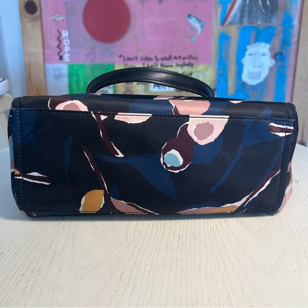 KATE SPADE~ Black Floral Purse - Picture 6 of 9